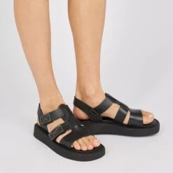 Pataugas ATARI/N F2I NOIR -Pataugas Promos Boutique SANDALE FEMME ATARI N F2I NOIR 628447 850 Porte dbe42562 dc24 4319 b49a 6d0c440c7566